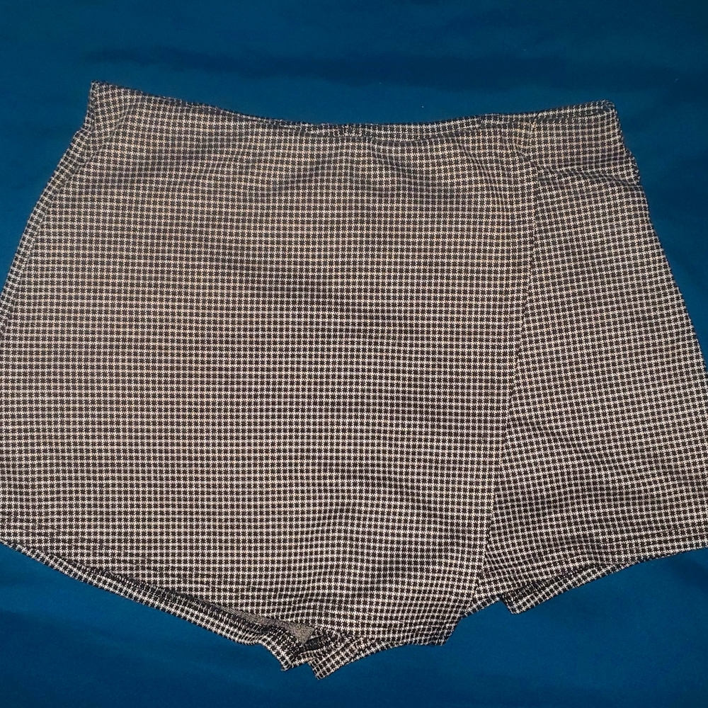 Checker skort